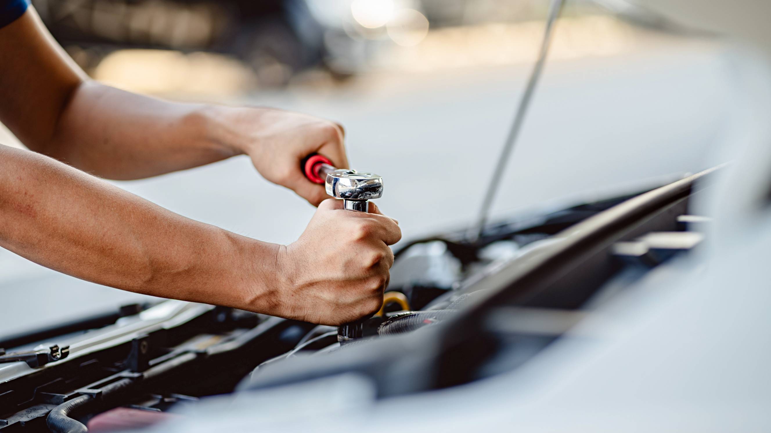 Bei Motorschaden nicht zögern und defektes auto verkaufen