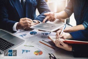 Die Schlüssel zur erfolgreichen Unternehmensberatung: Strategien, Herausforderungen und Chancen